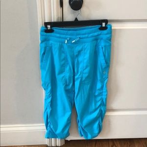 Lululemon dance studio crops